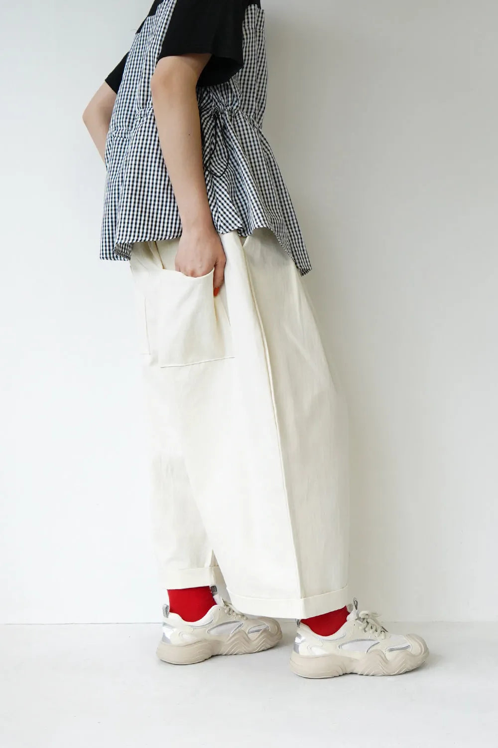 カラータックワイドパンツ