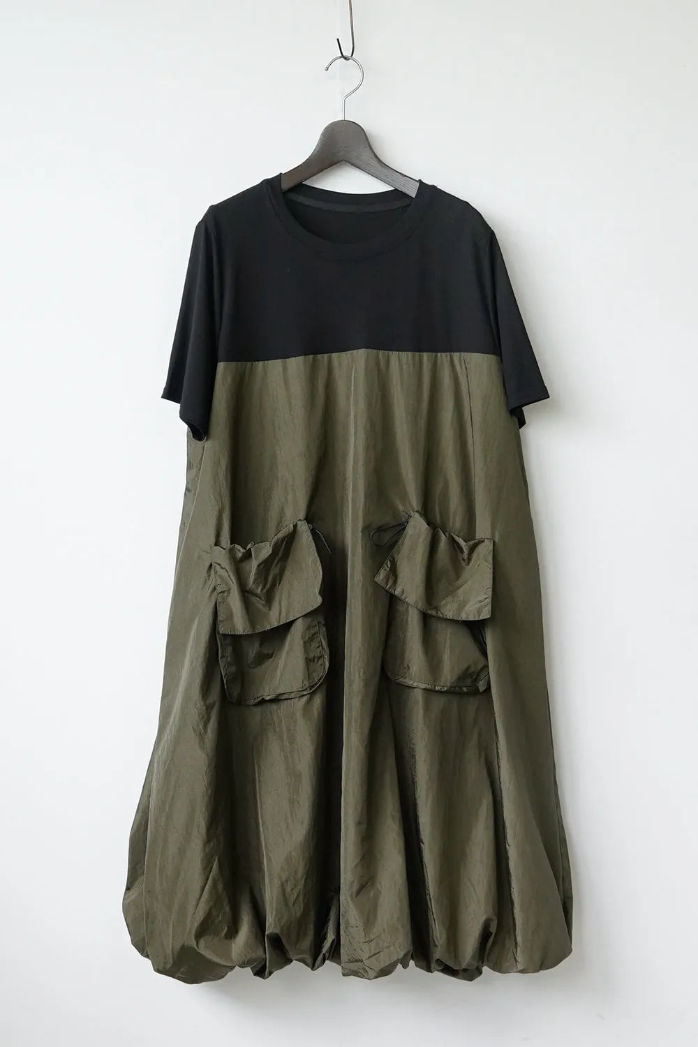 異素材切替ナイロンバルーンワンピース