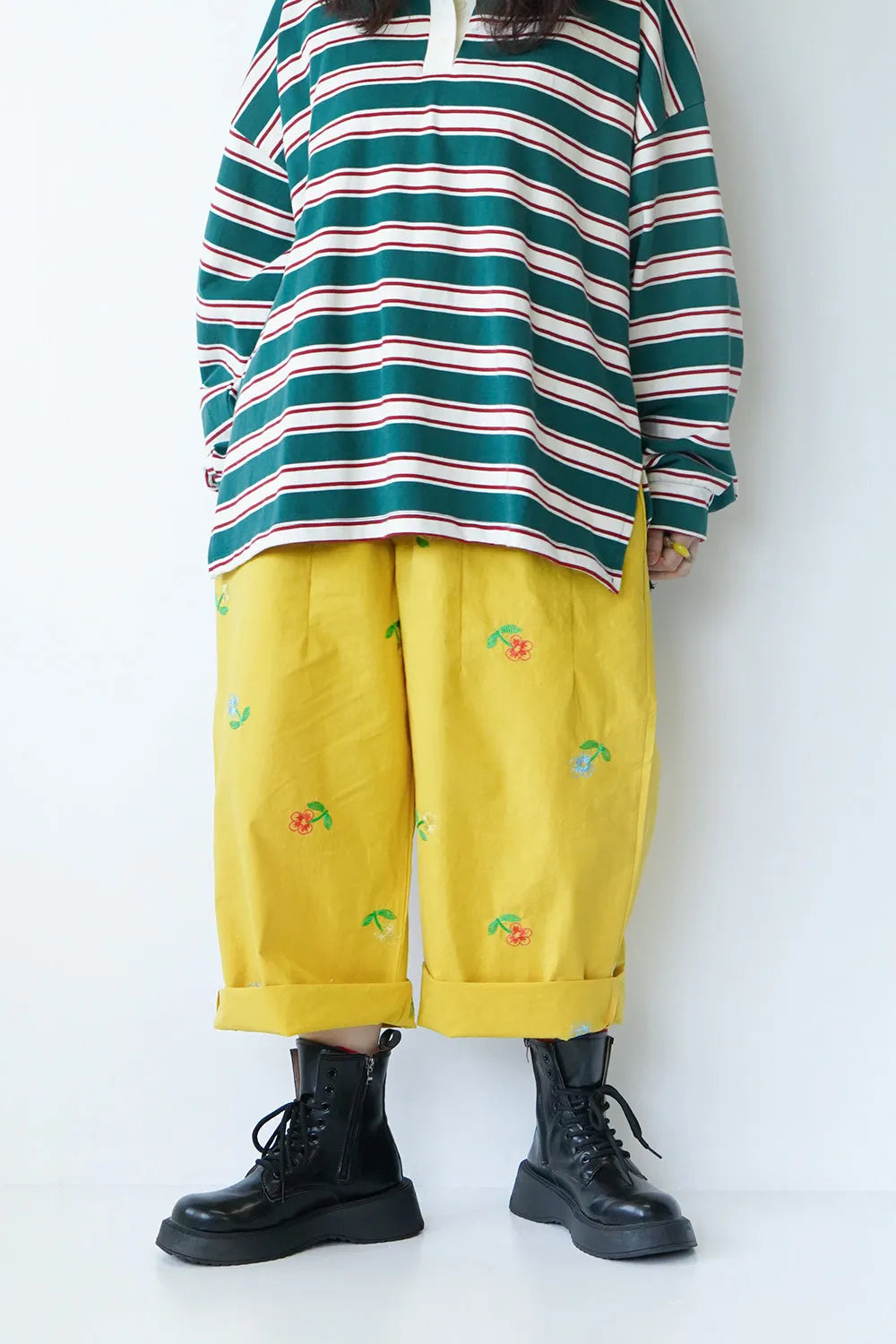 花刺繍コットンワイドパンツ