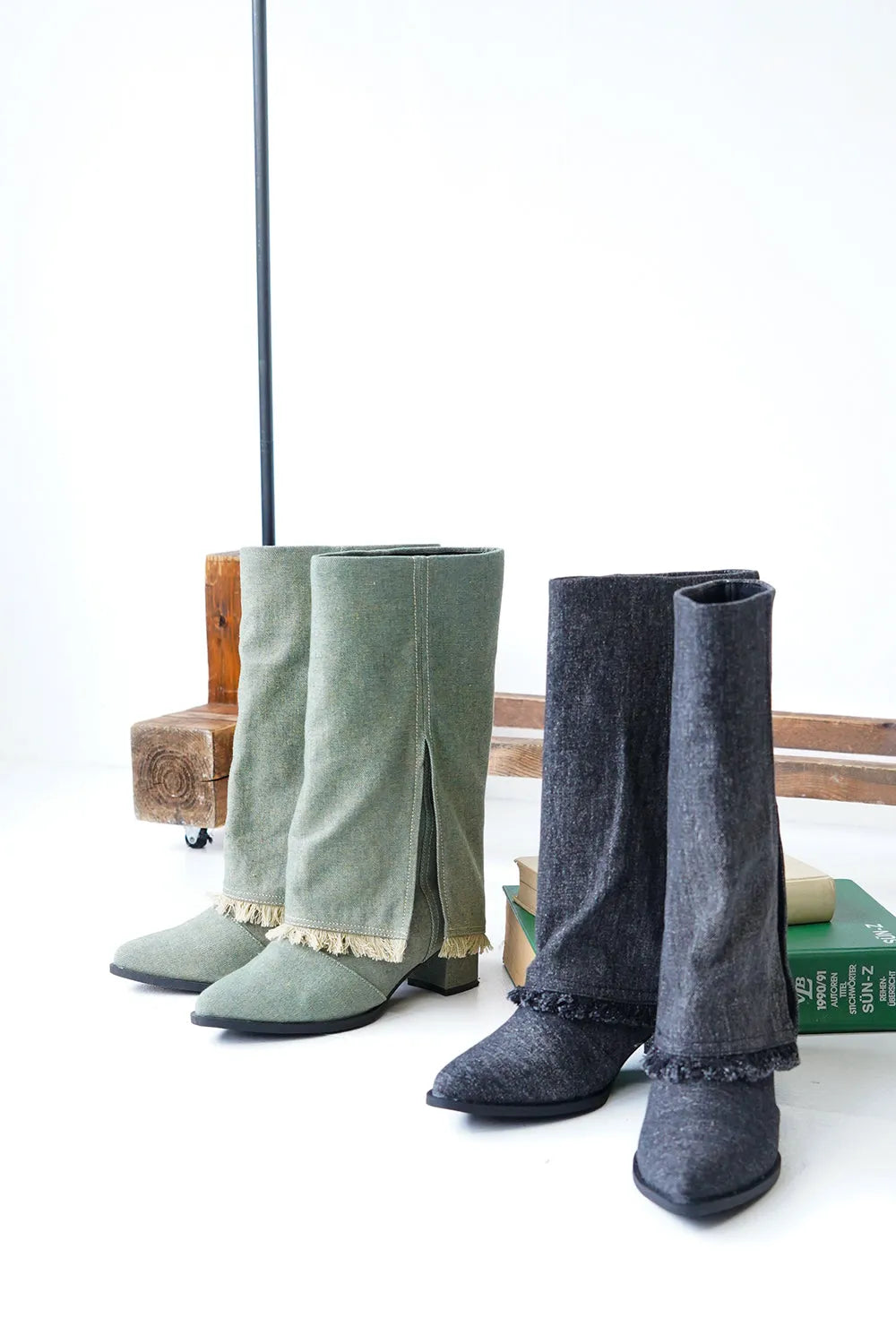 デニムフリンジロングブーツ