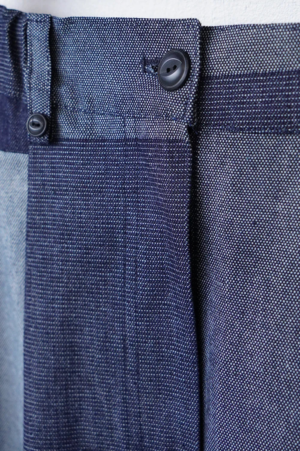 パッチワーク風デニムパンツ