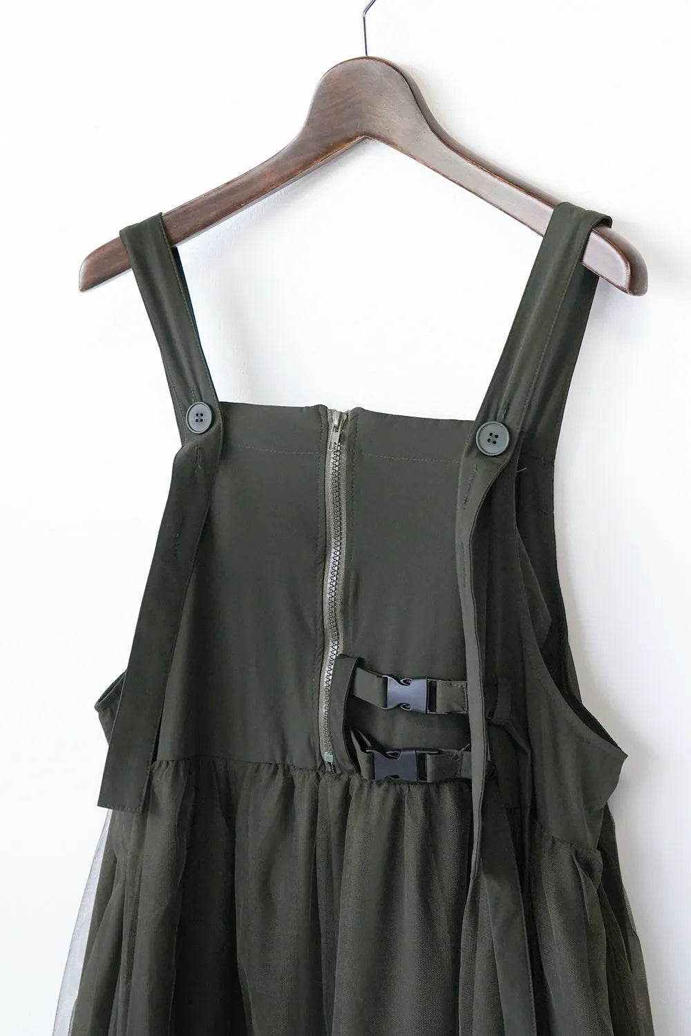 チュールレイヤードボリュームジャンパースカート