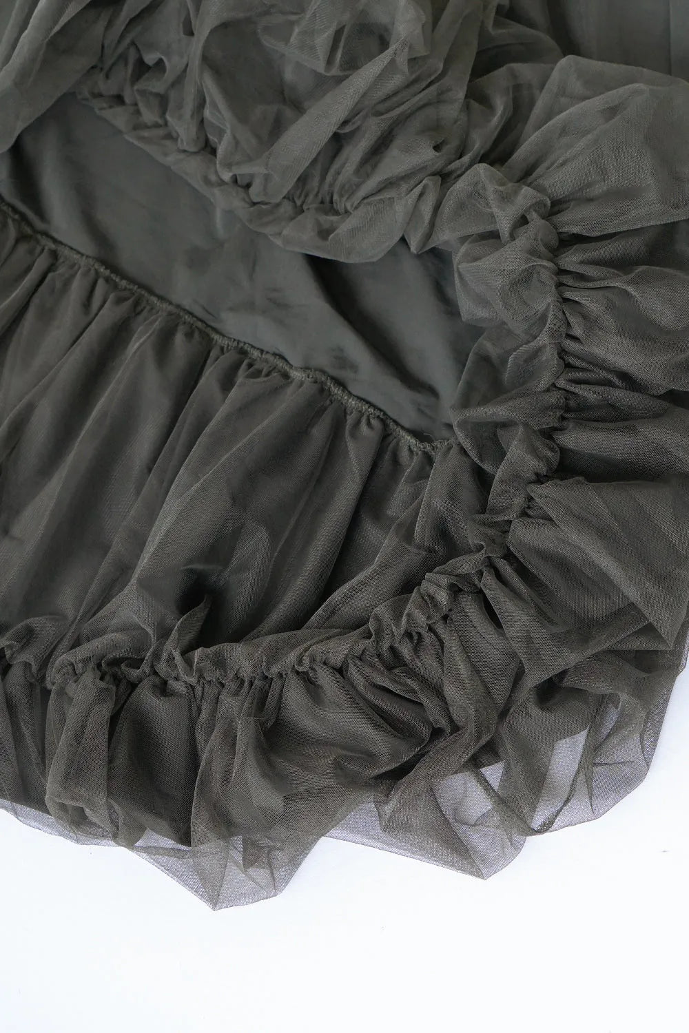 チュールレイヤードボリュームジャンパースカート