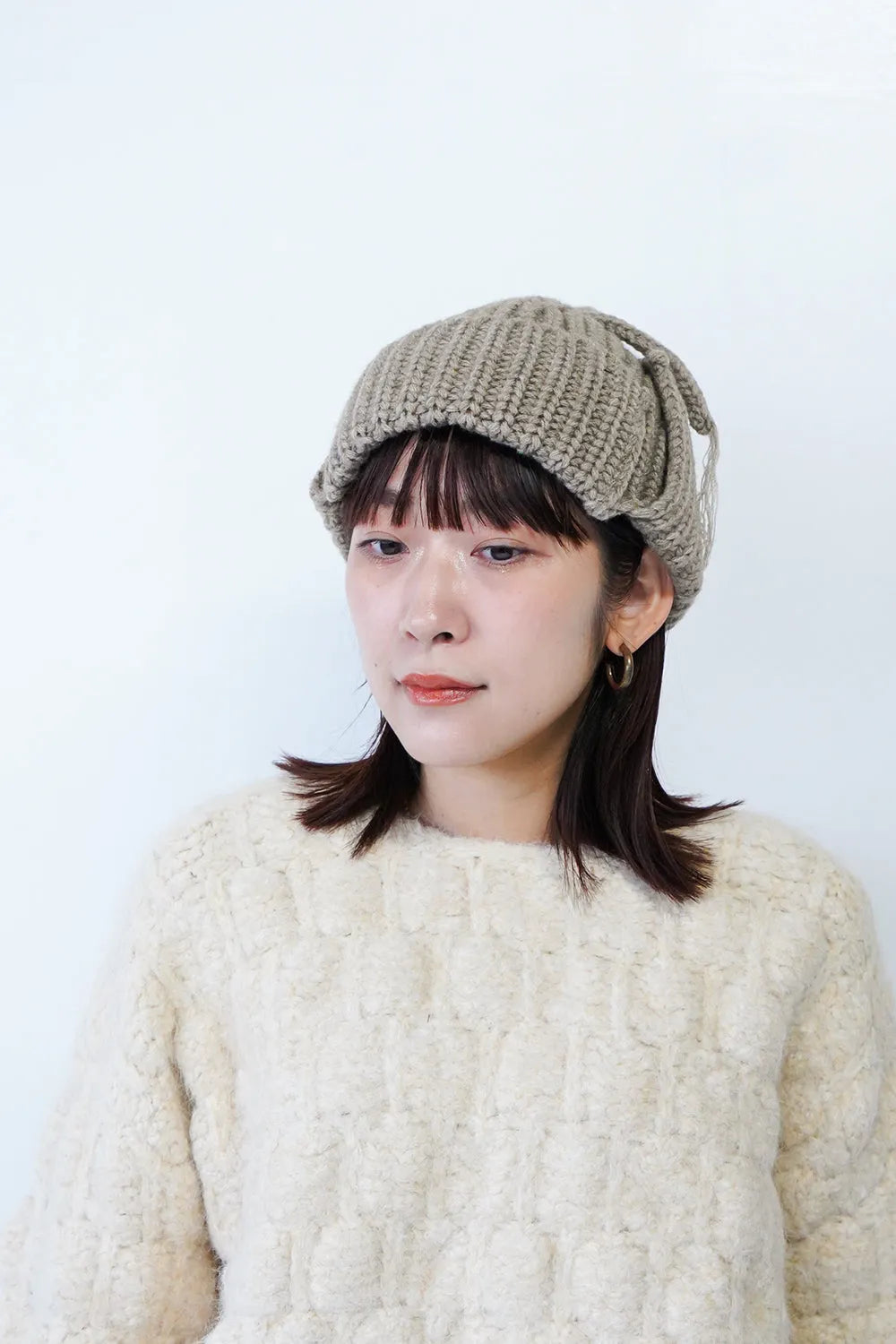 耳当て付きニット帽