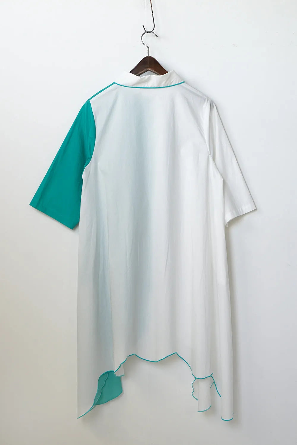 【LILA n' citta】スカラップヘムチュニックシャツ