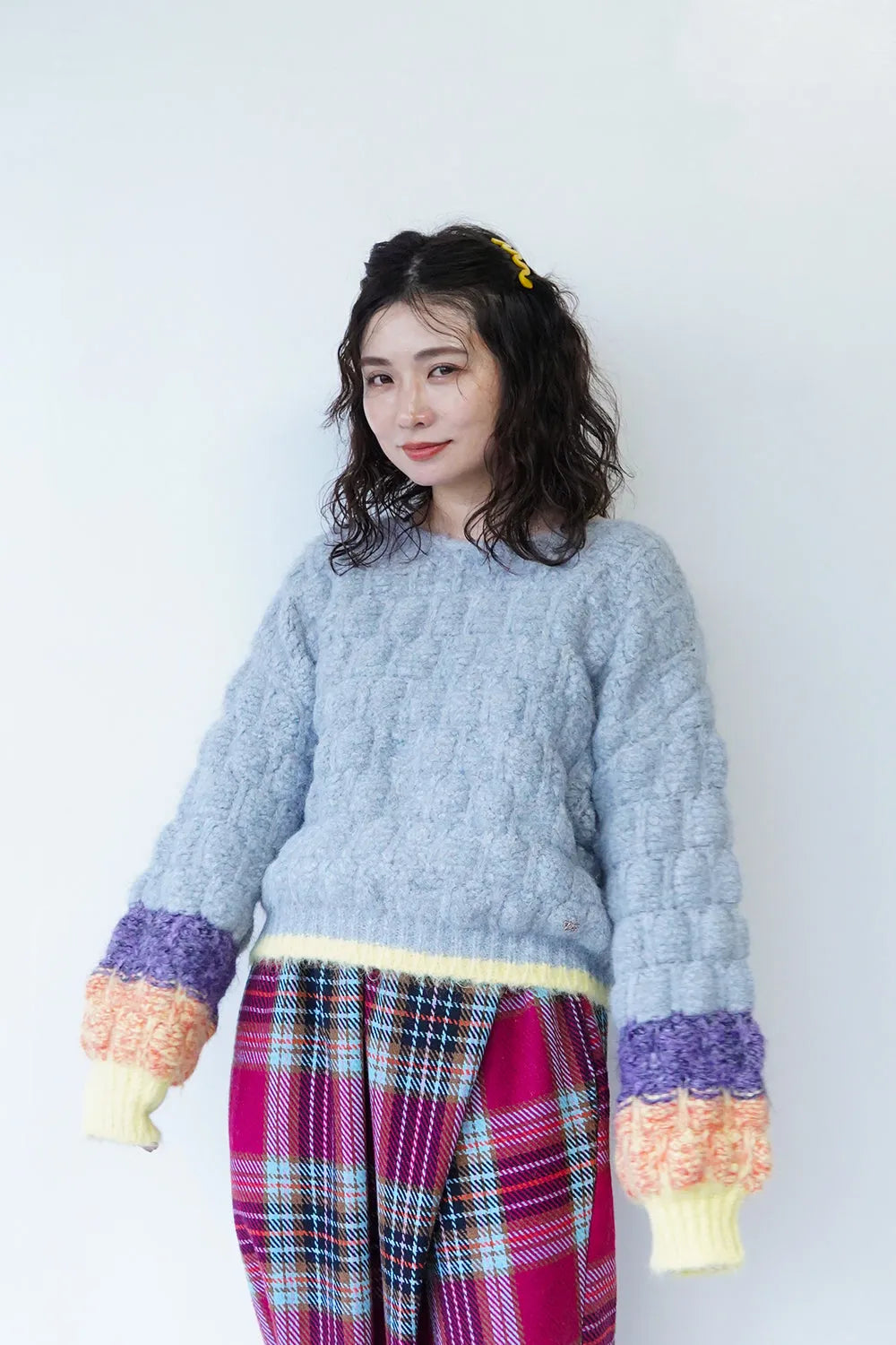 袖配色ボリュームニット