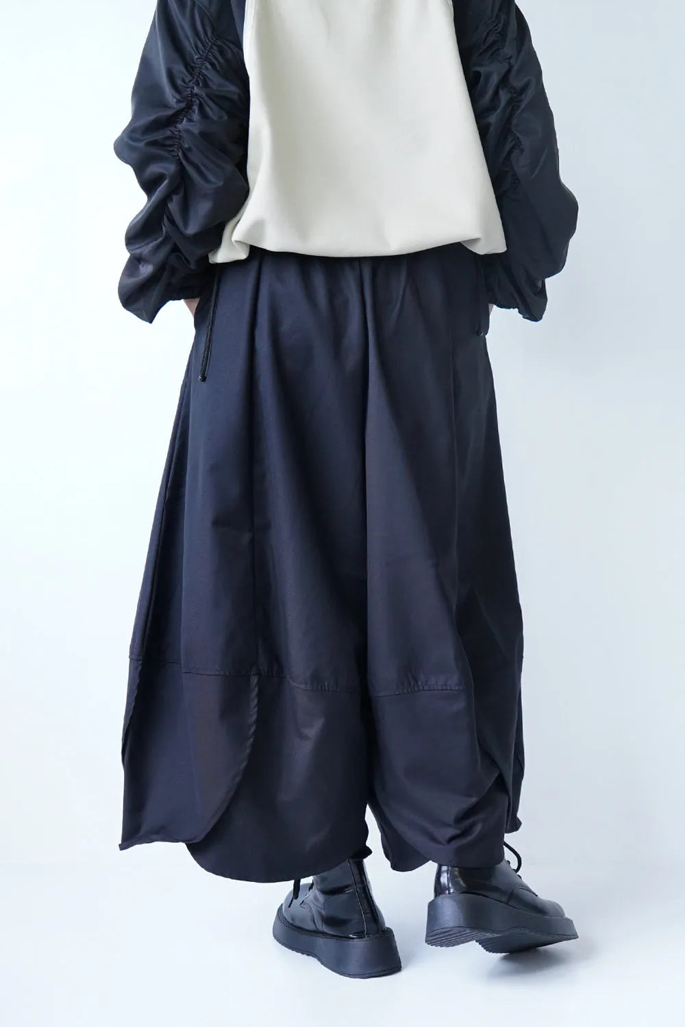 スカラップヘム切替バルーンパンツ