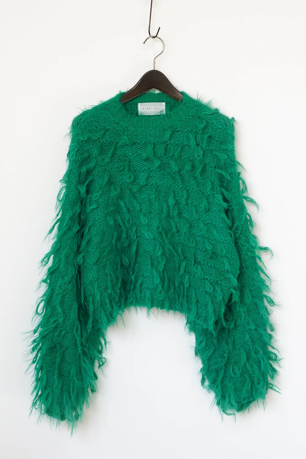 もけもけループハイネックニット