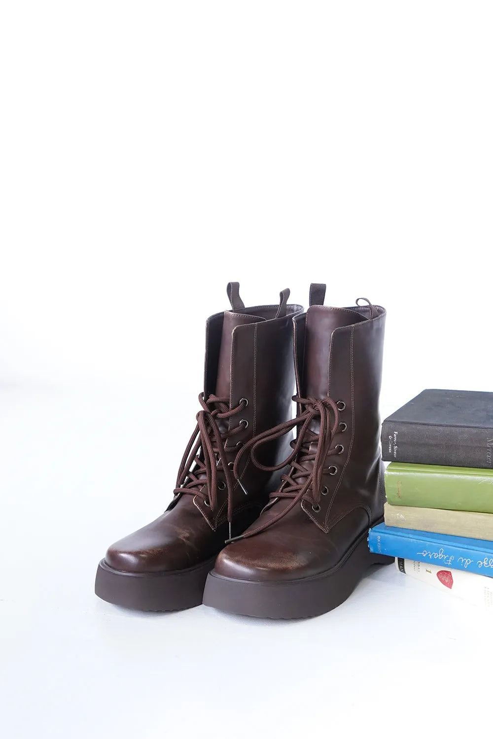 レースアップ厚底ブーツ