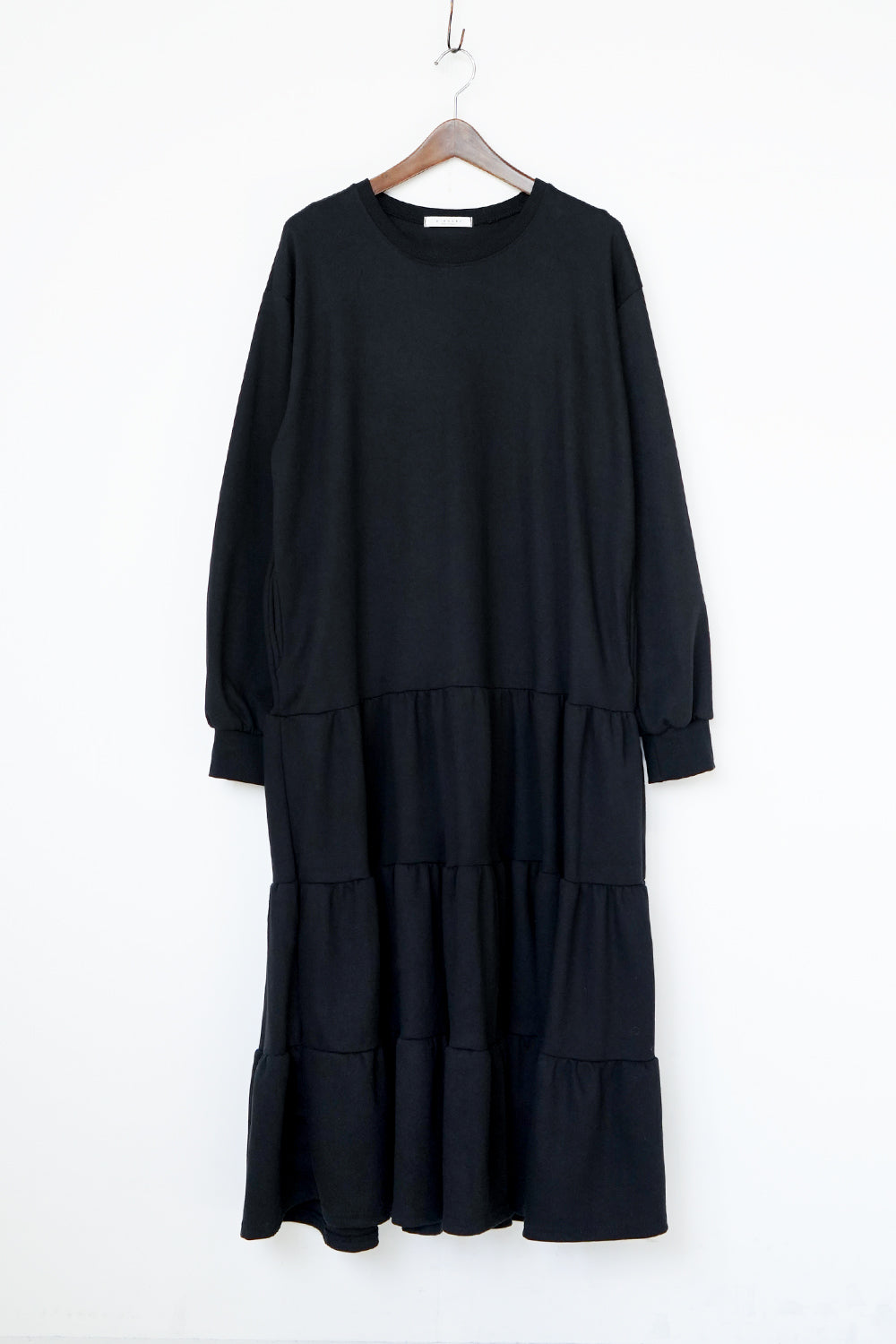 ティアードトレーナーワンピース – LILA & CITTA ONLINE SHOP