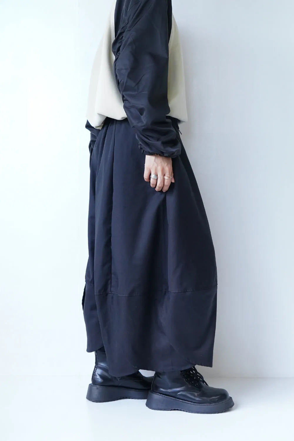 スカラップヘム切替バルーンパンツ