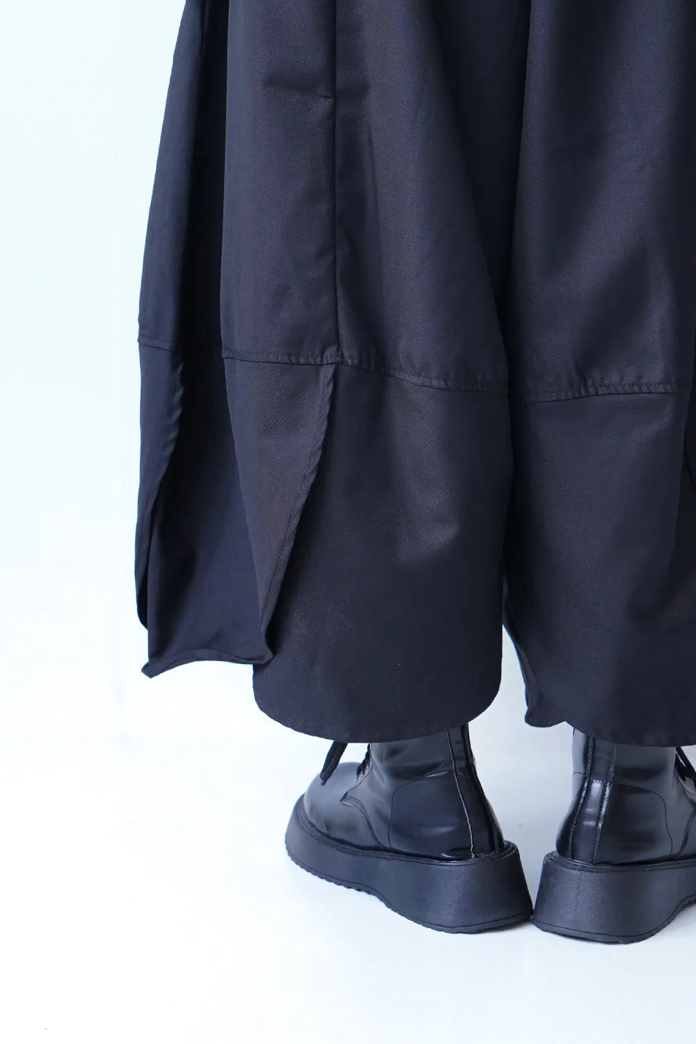 スカラップヘム切替バルーンパンツ