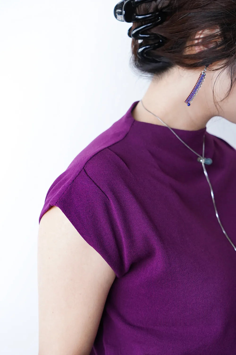 モックネックニットソー