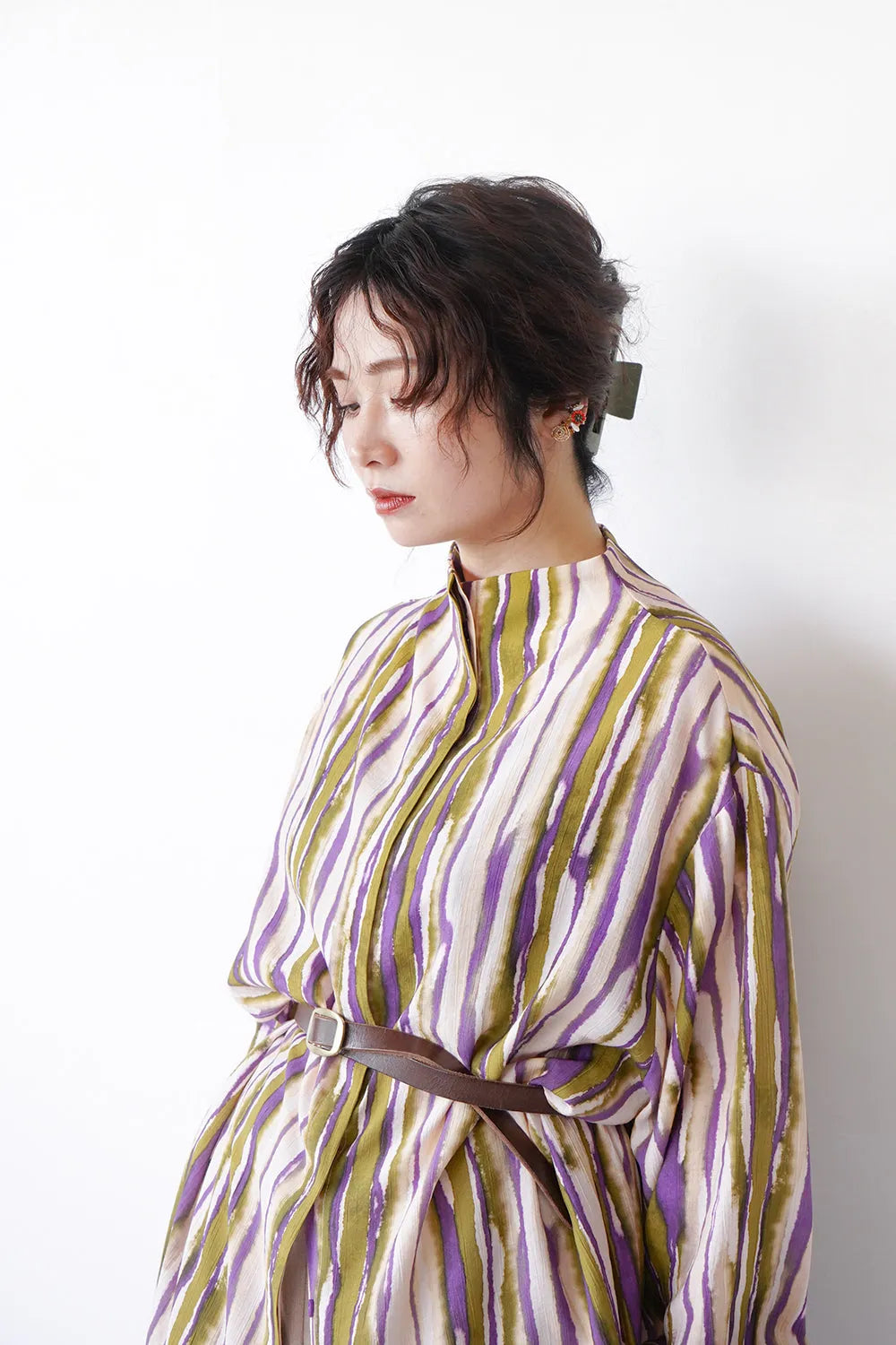 うねうねストライプハイネックチュニックブラウス