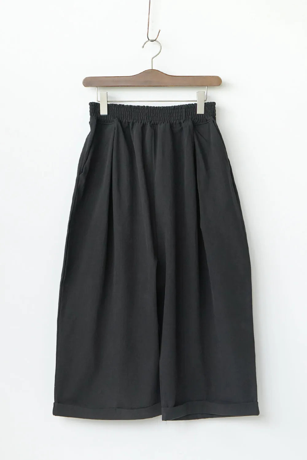 カラータックワイドパンツ