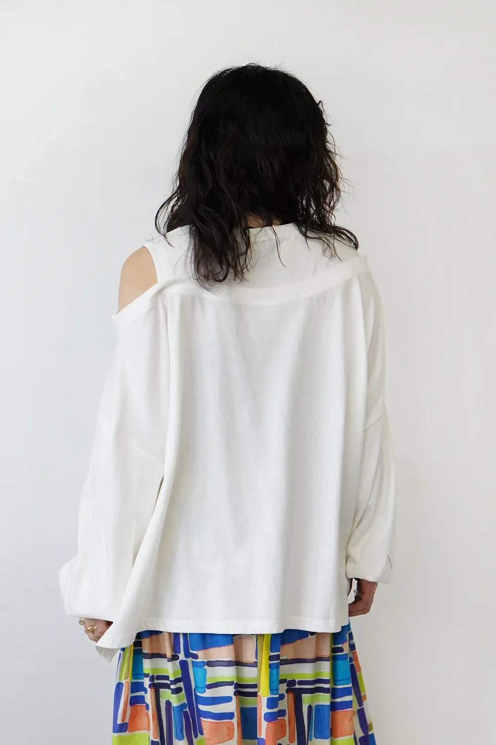 ワンショルオープンカットソー