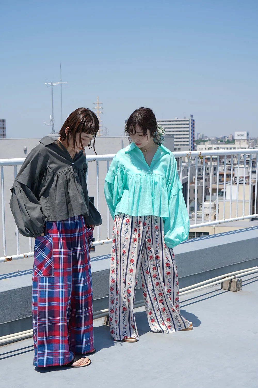 【LILA n' citta】ギャザー袖プルオーバー