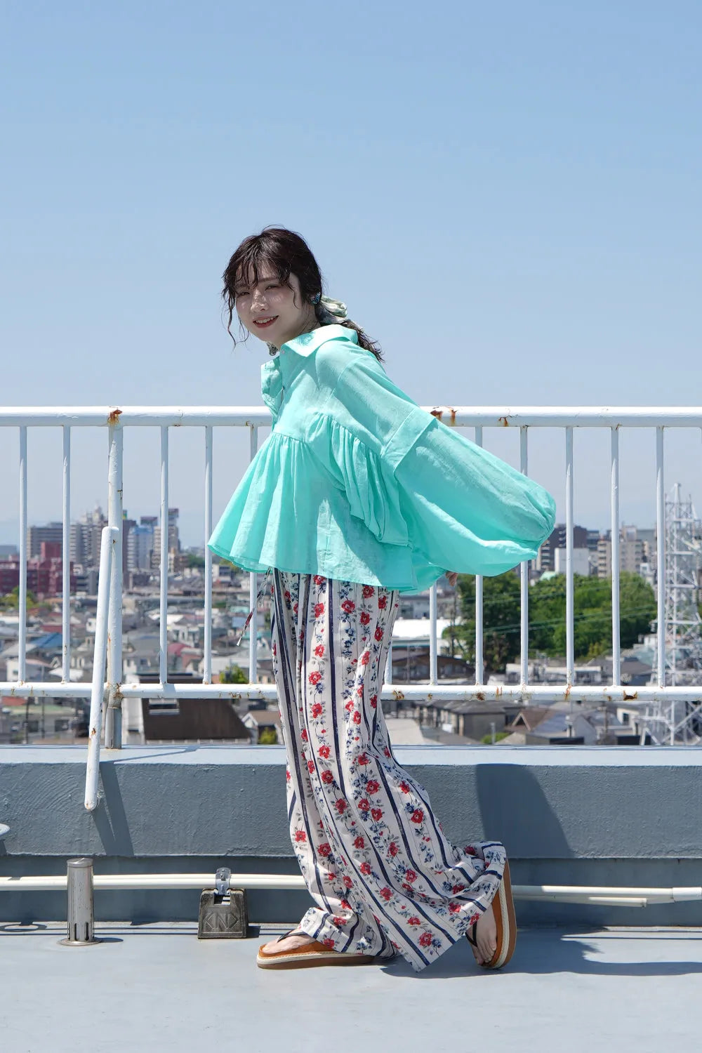 【LILA n' citta】ギャザー袖プルオーバー