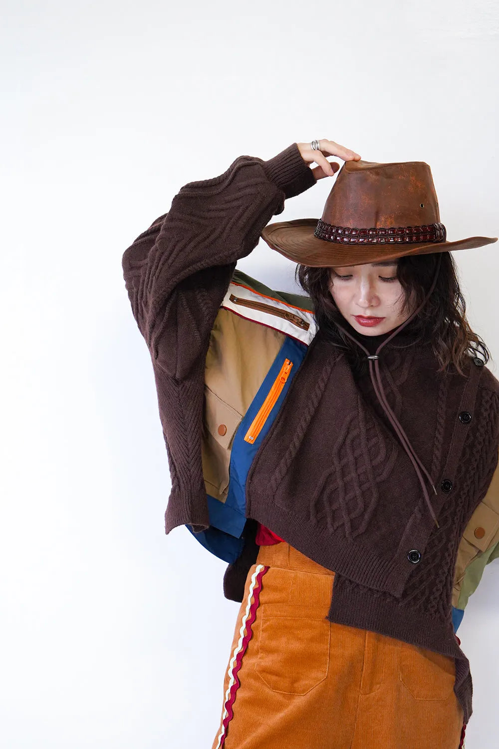 異素材ドッキングアシメニットカーデ