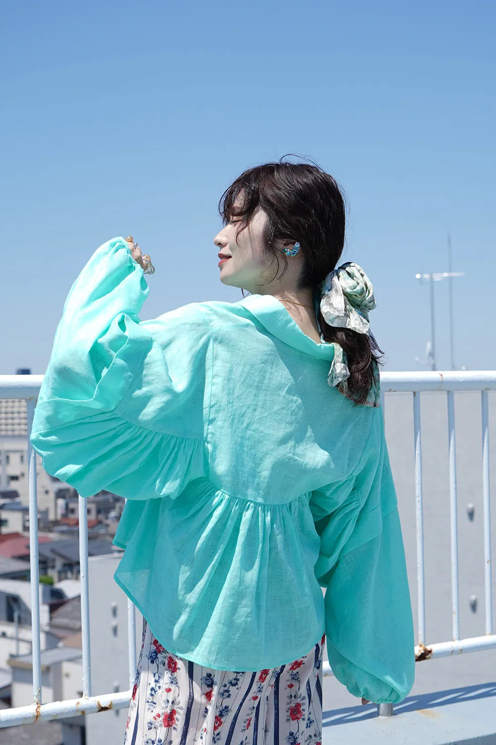 【LILA n' citta】ギャザー袖プルオーバー