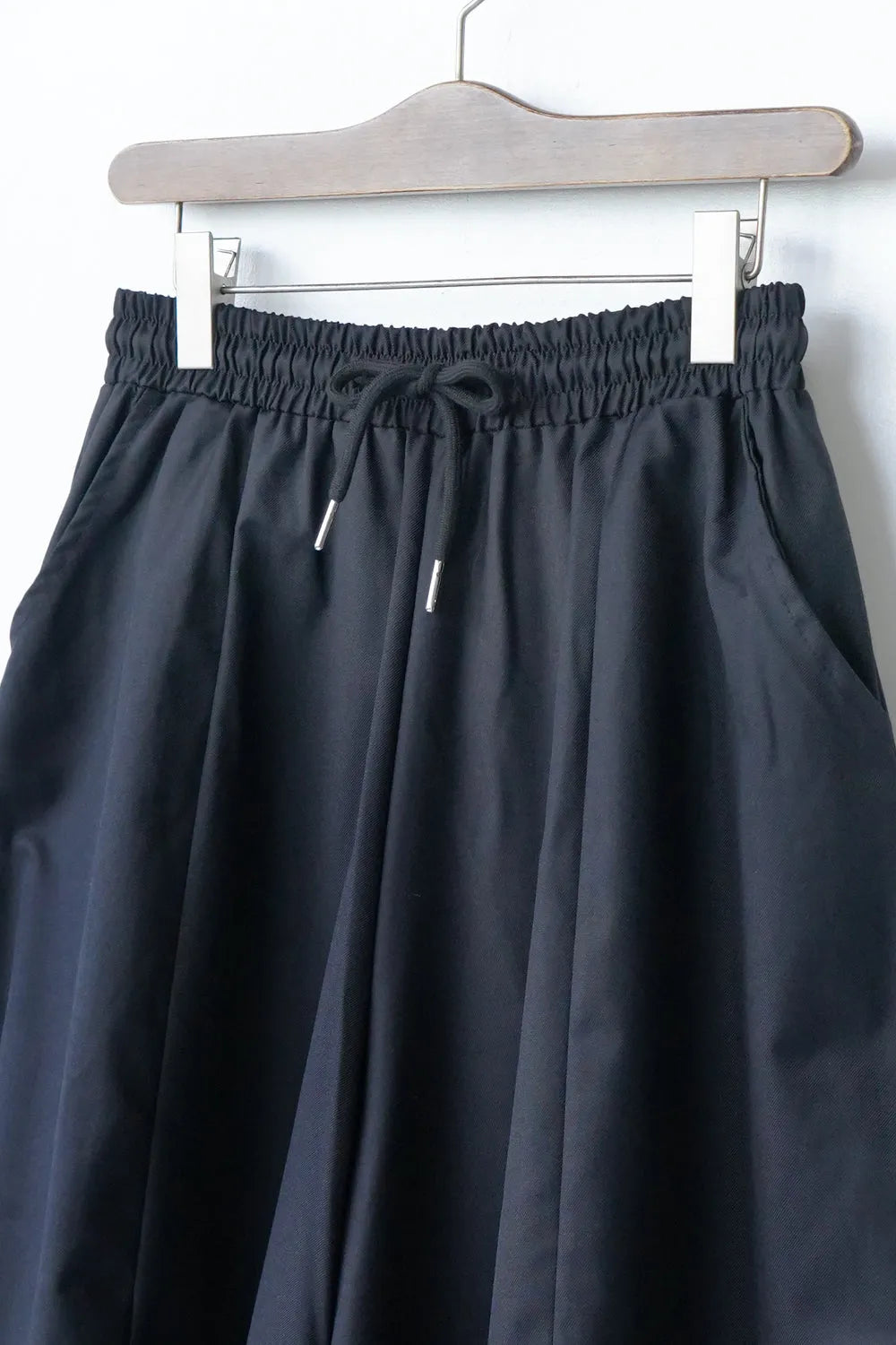 スカラップヘム切替バルーンパンツ