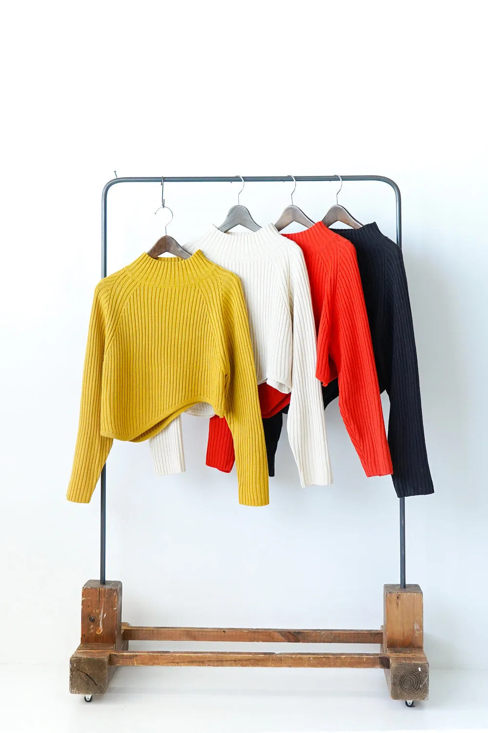 【ante aciem】アシンメトリーリブニット