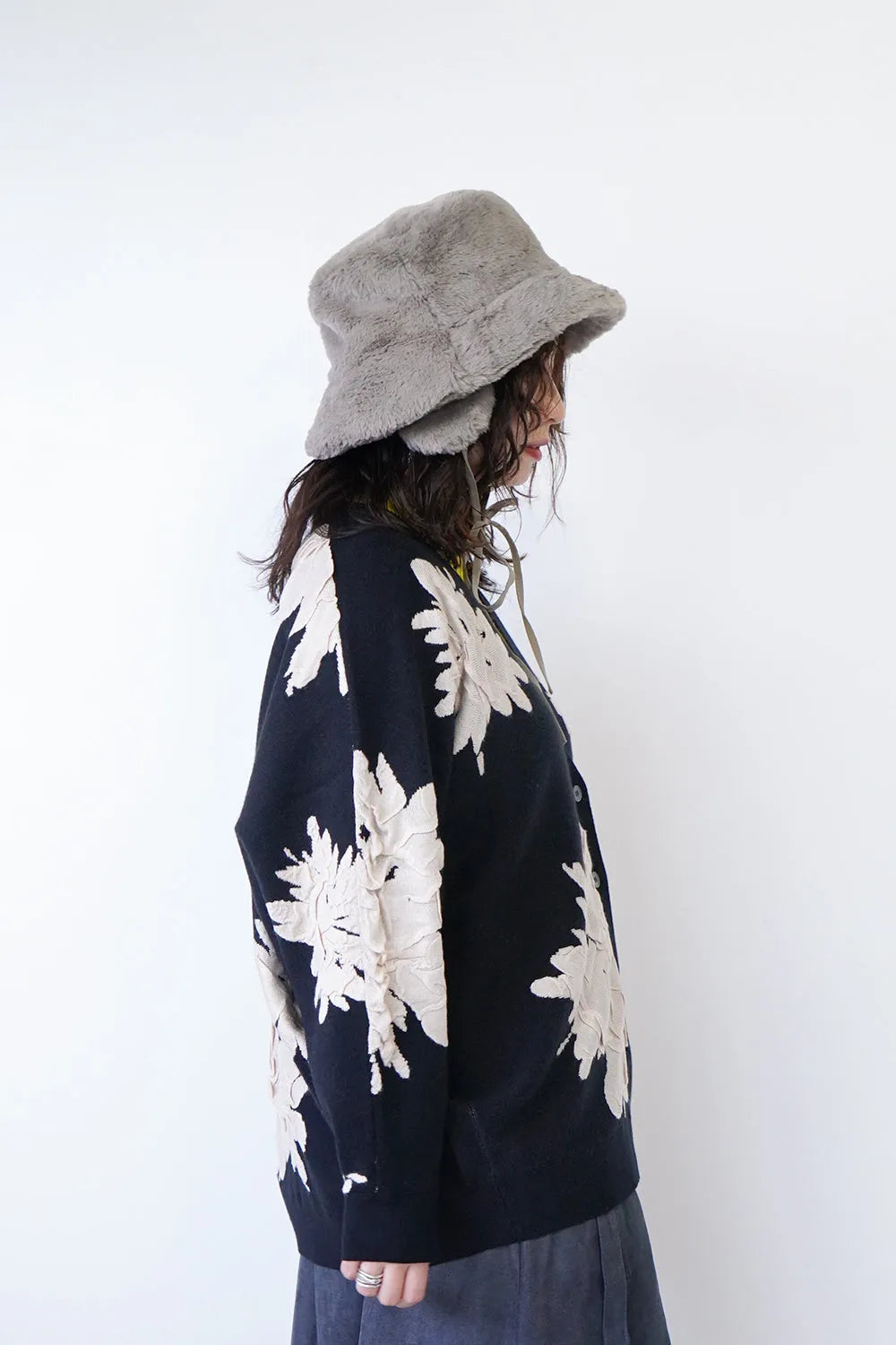 フラワージャガードニットカーデ