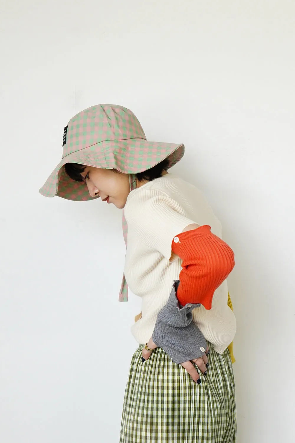 つぎはぎ配色スリーブリブニットカーディガン