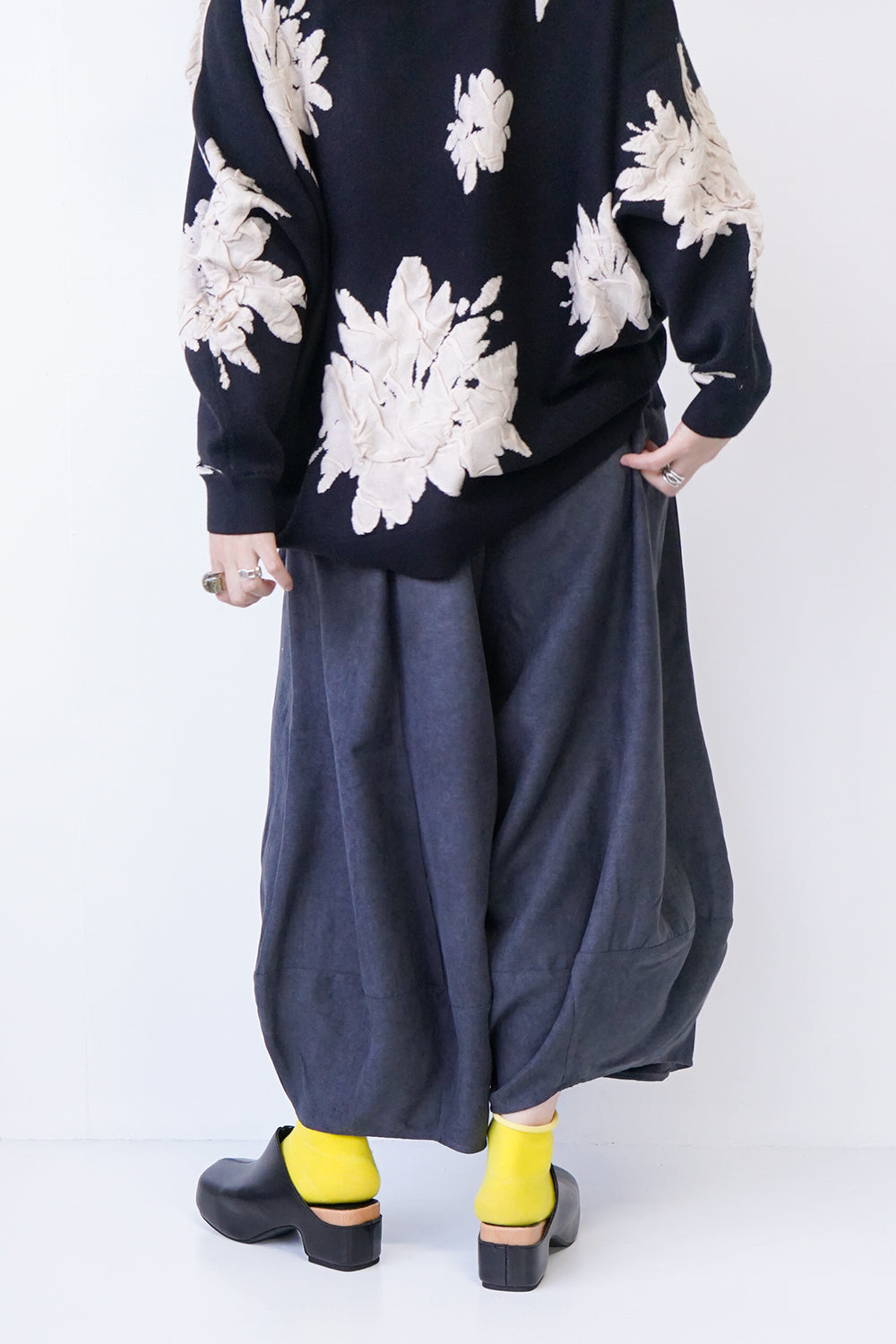 古布　前あきブラウス、バルーンパンツなど ベルトデザイン 半端丈バルーンパンツ – LILA & CITTA ONLINE SHOP