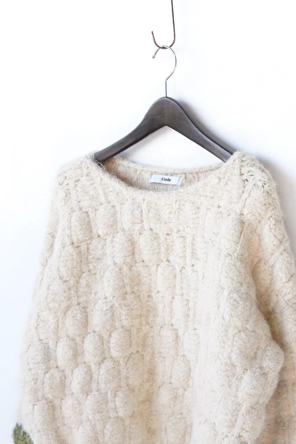 袖配色ボリュームニット