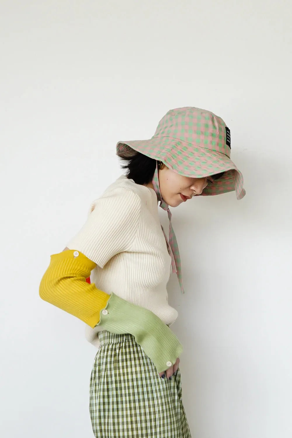 つぎはぎ配色スリーブリブニットカーディガン