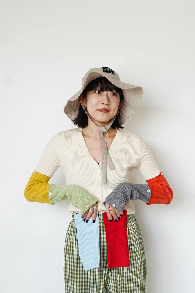 つぎはぎ配色スリーブリブニットカーディガン