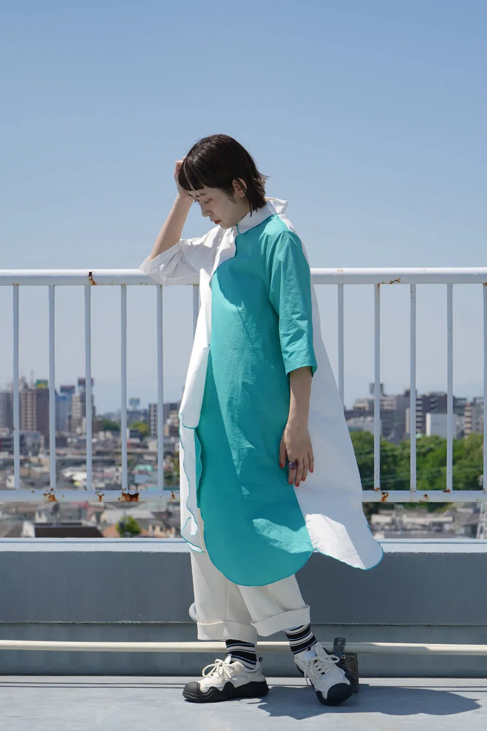 【LILA n' citta】スカラップヘムチュニックシャツ