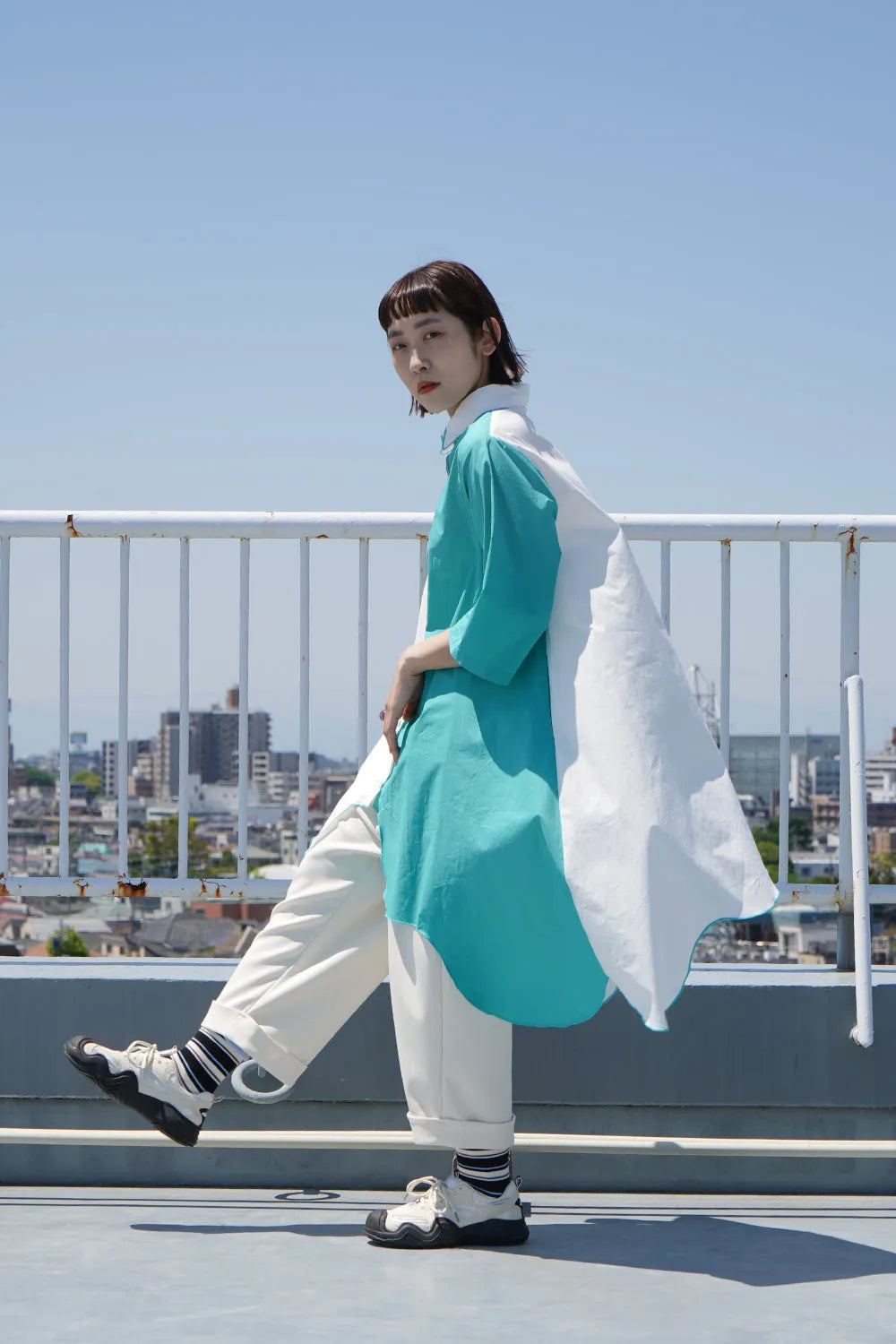 【LILA n' citta】スカラップヘムチュニックシャツ