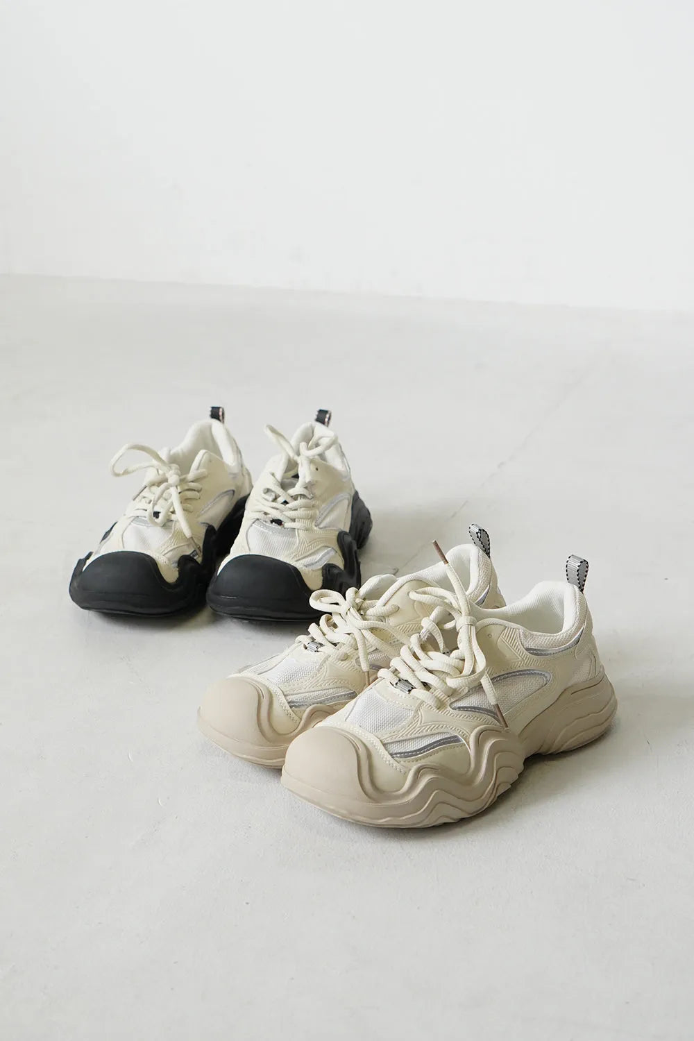 ウェーブソール配色スニーカー