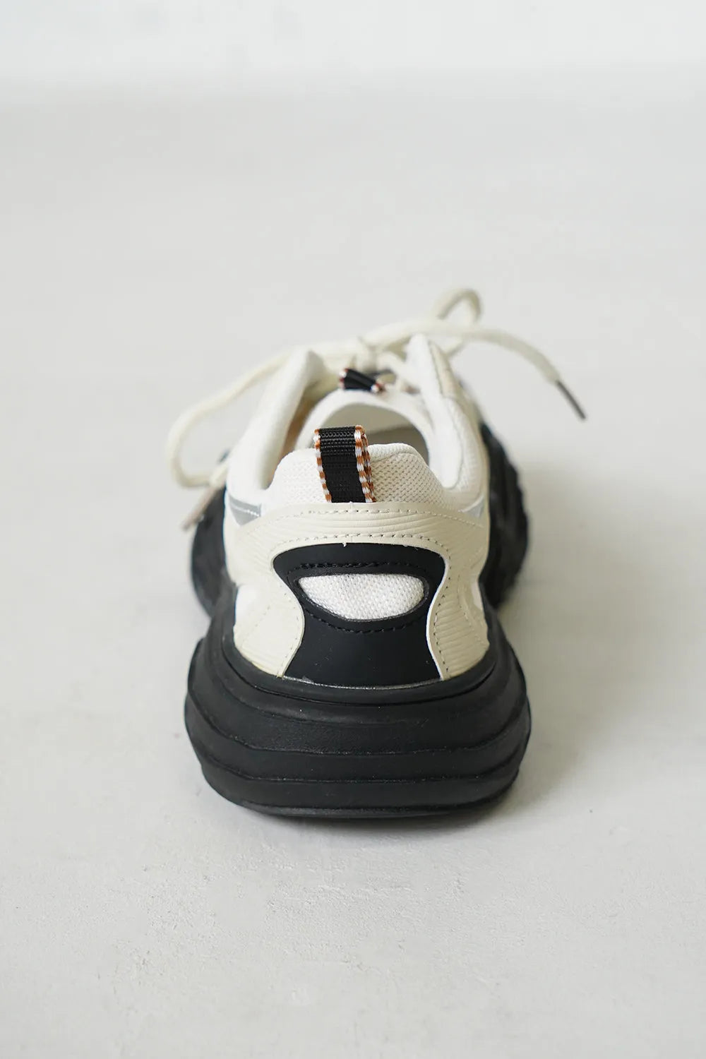 ウェーブソール配色スニーカー