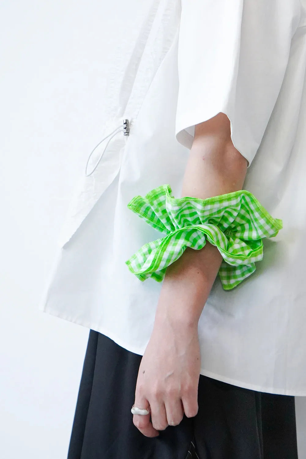 ギンガムチェックシュシュ