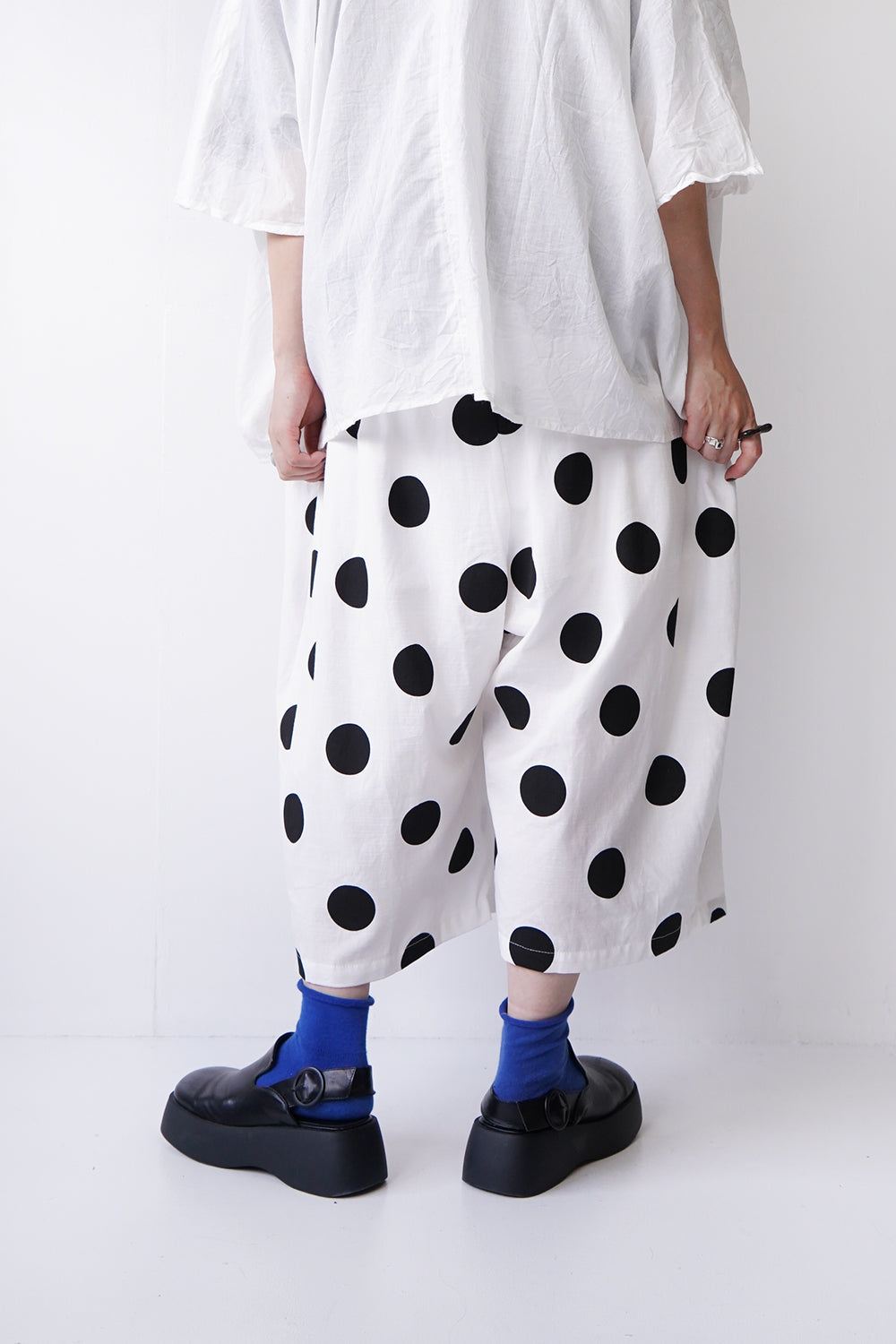 LILA n' citta】ドット柄クロップドサルエルパンツ – LILA & CITTA