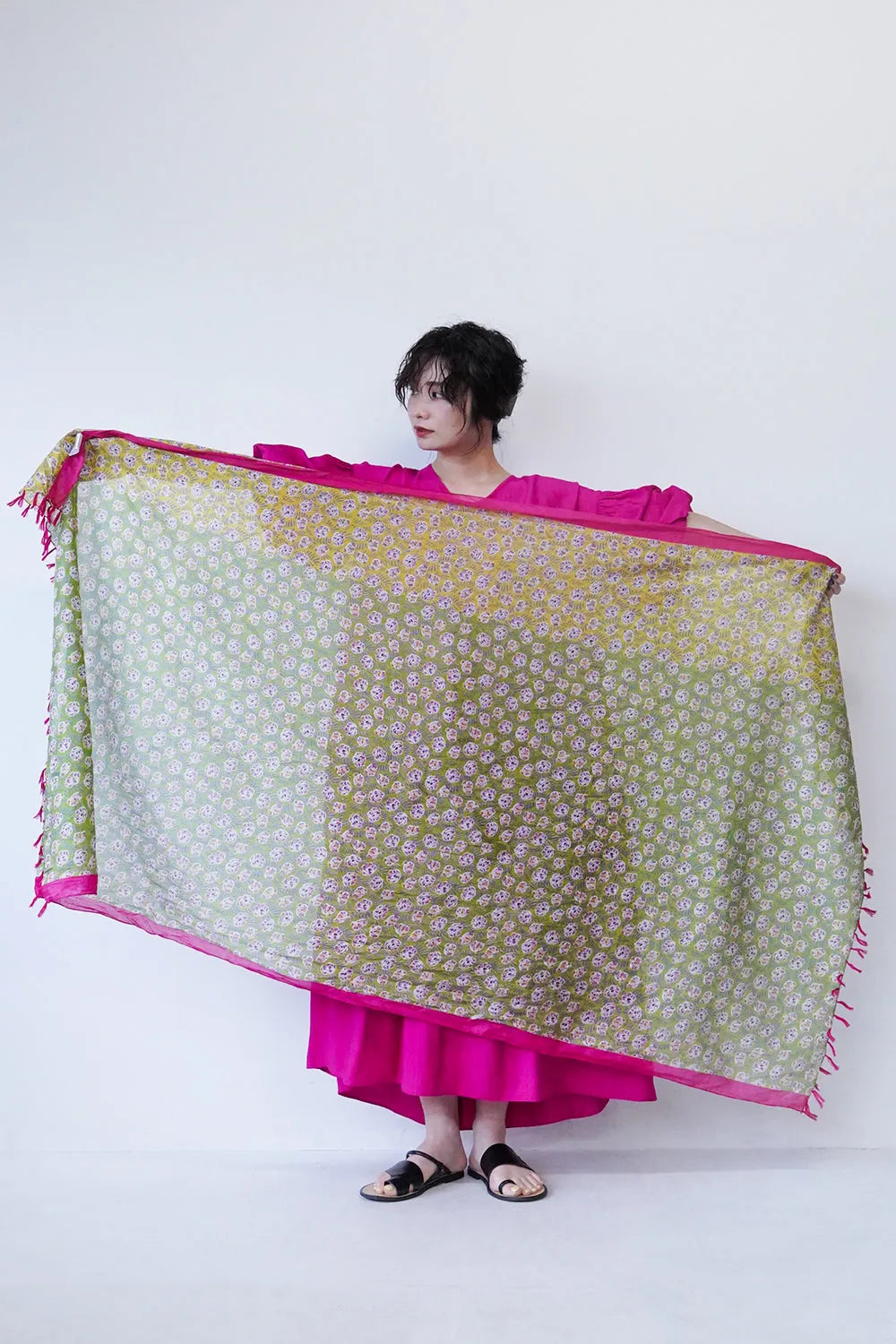 エスニック柄大判ストール