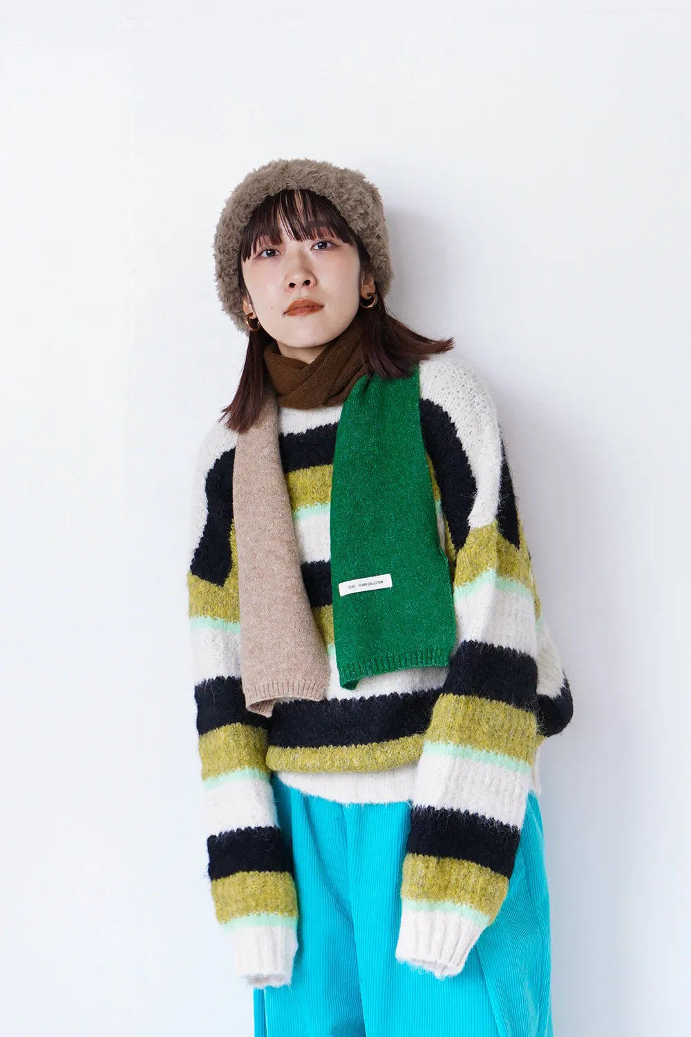 マルチボーダーボリュームニット