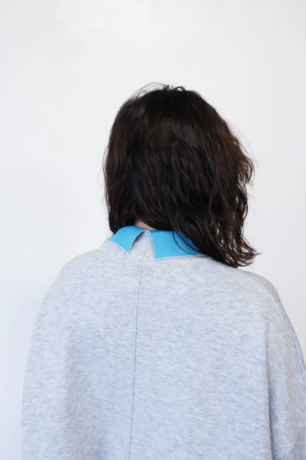 リバーシブルポンチョ風ニット