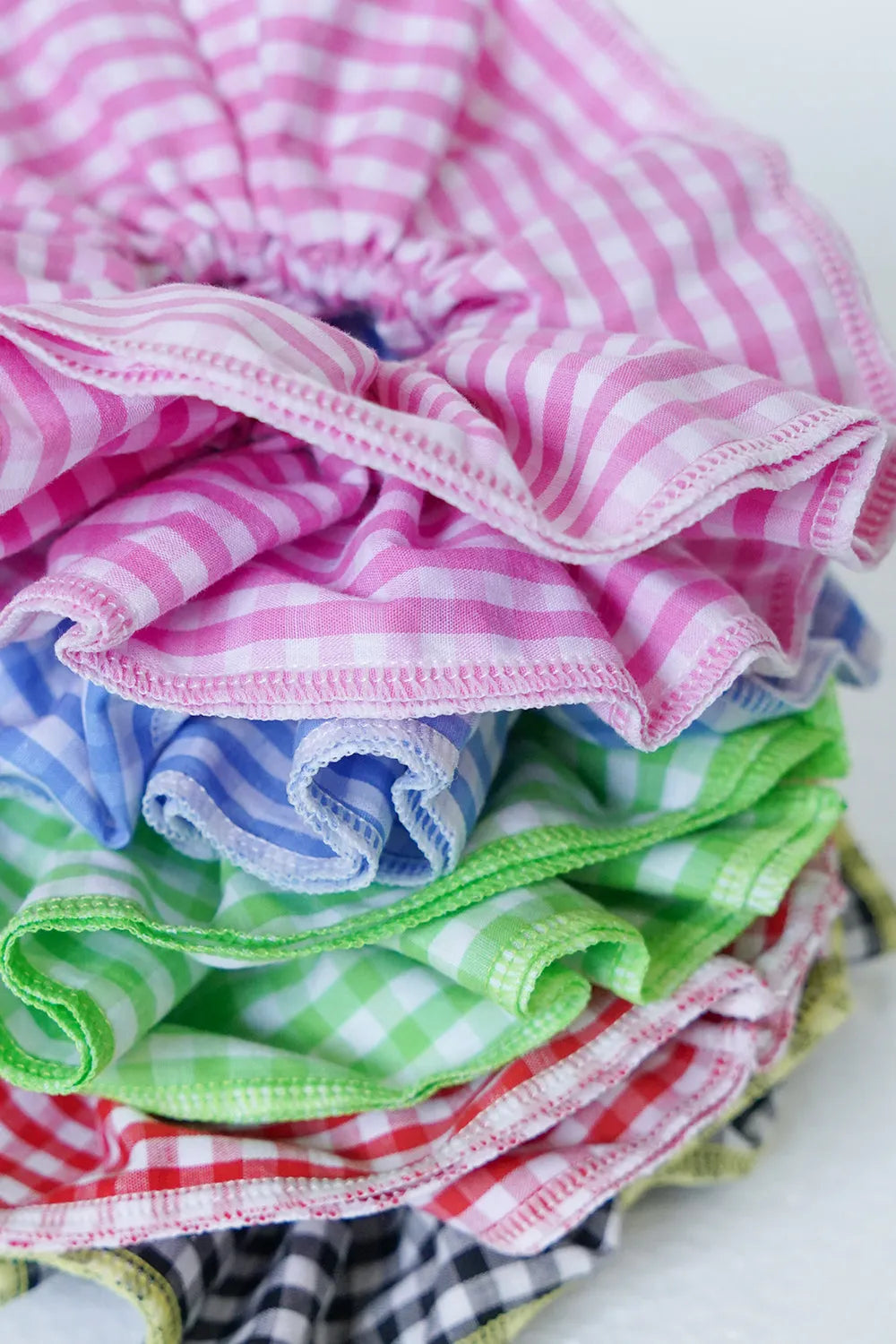 ギンガムチェックシュシュ