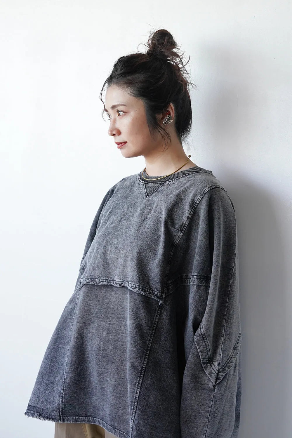 ケミカルデニム裏毛ドルマンプルオーバー