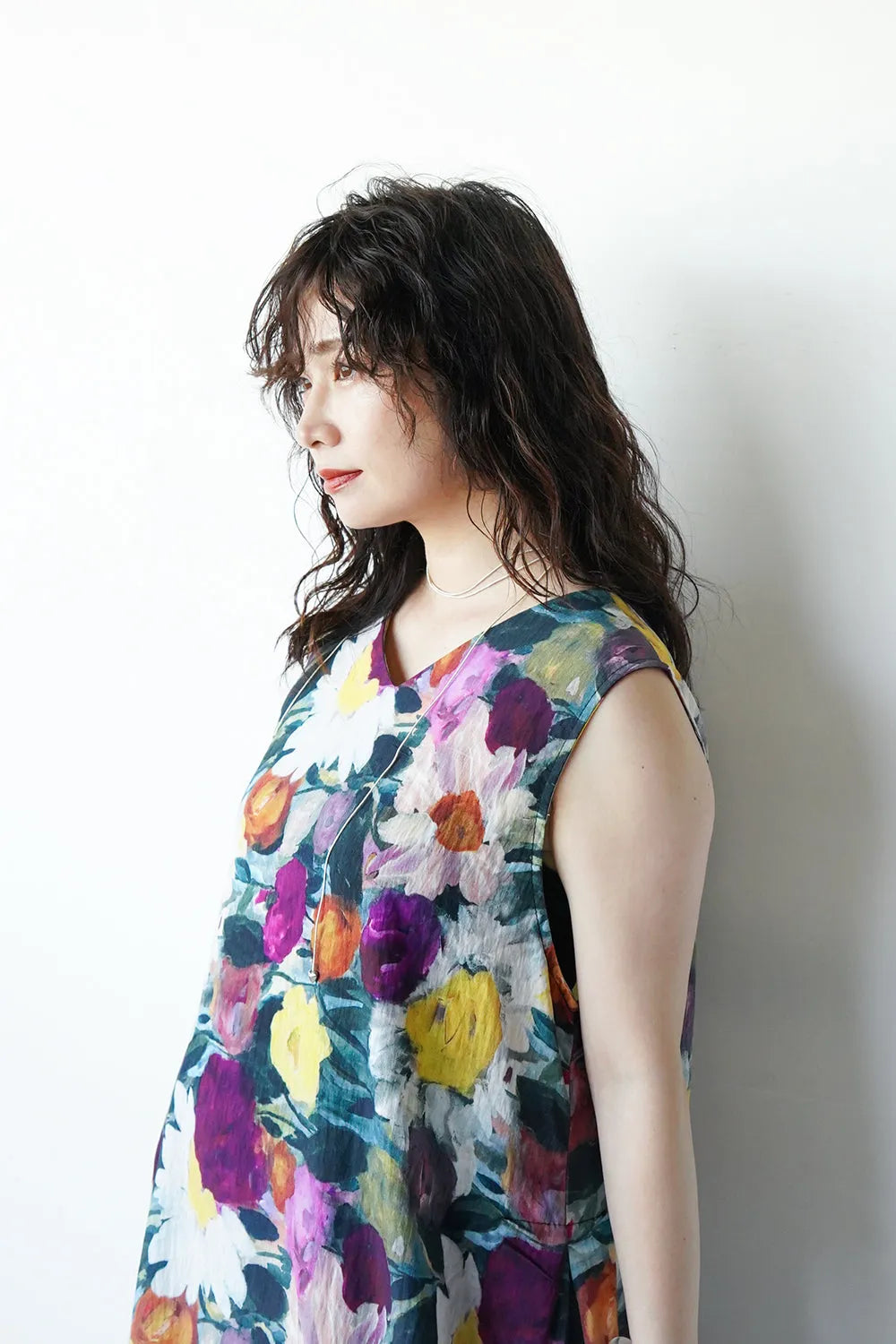 水彩大花柄前後Vネックフレアワンピース – LILA & CITTA ONLINE SHOP