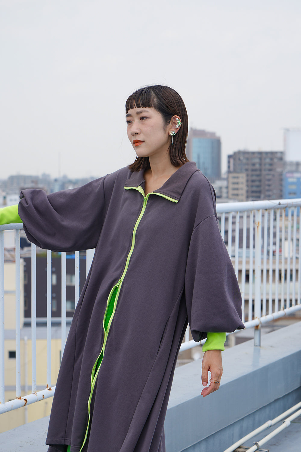 LILA n' citta】裏毛ジップバイカラーワンピース – LILA & CITTA