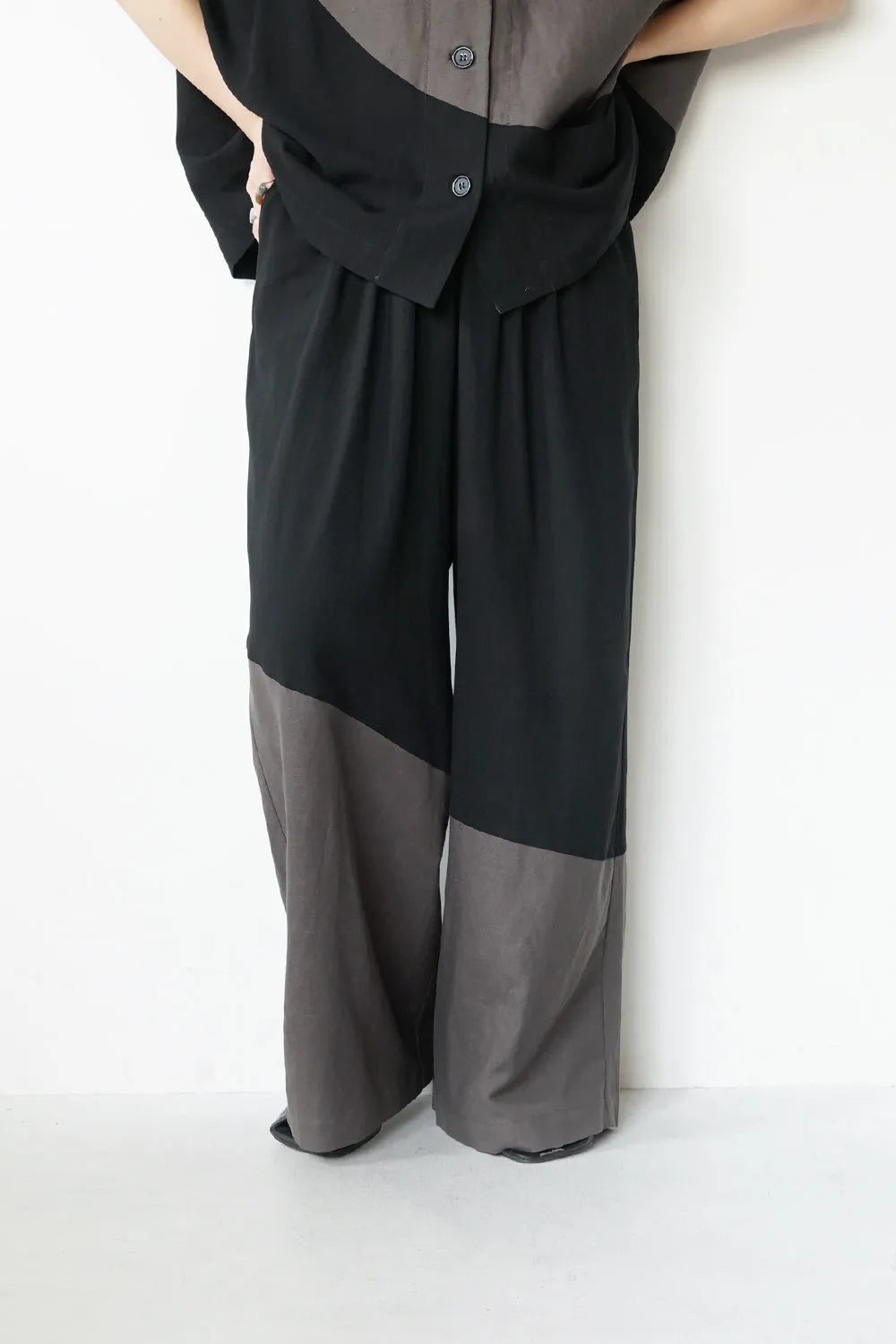 【LILA n' citta】リネンレーヨンバイカラーパンツ