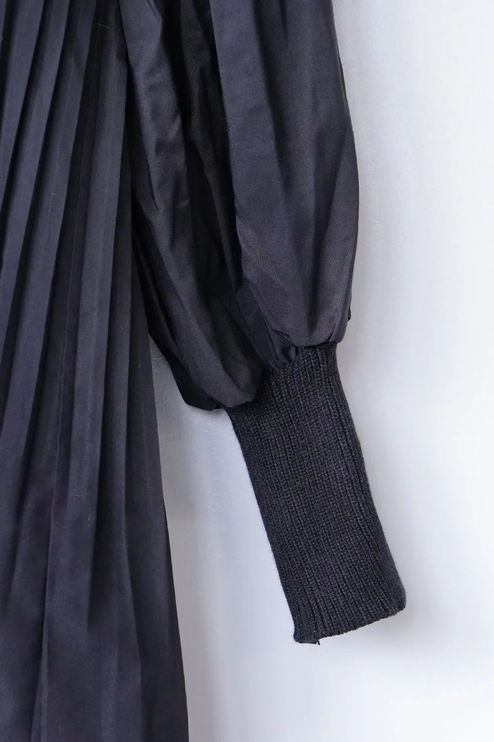 ニット×プリーツロングワンピース