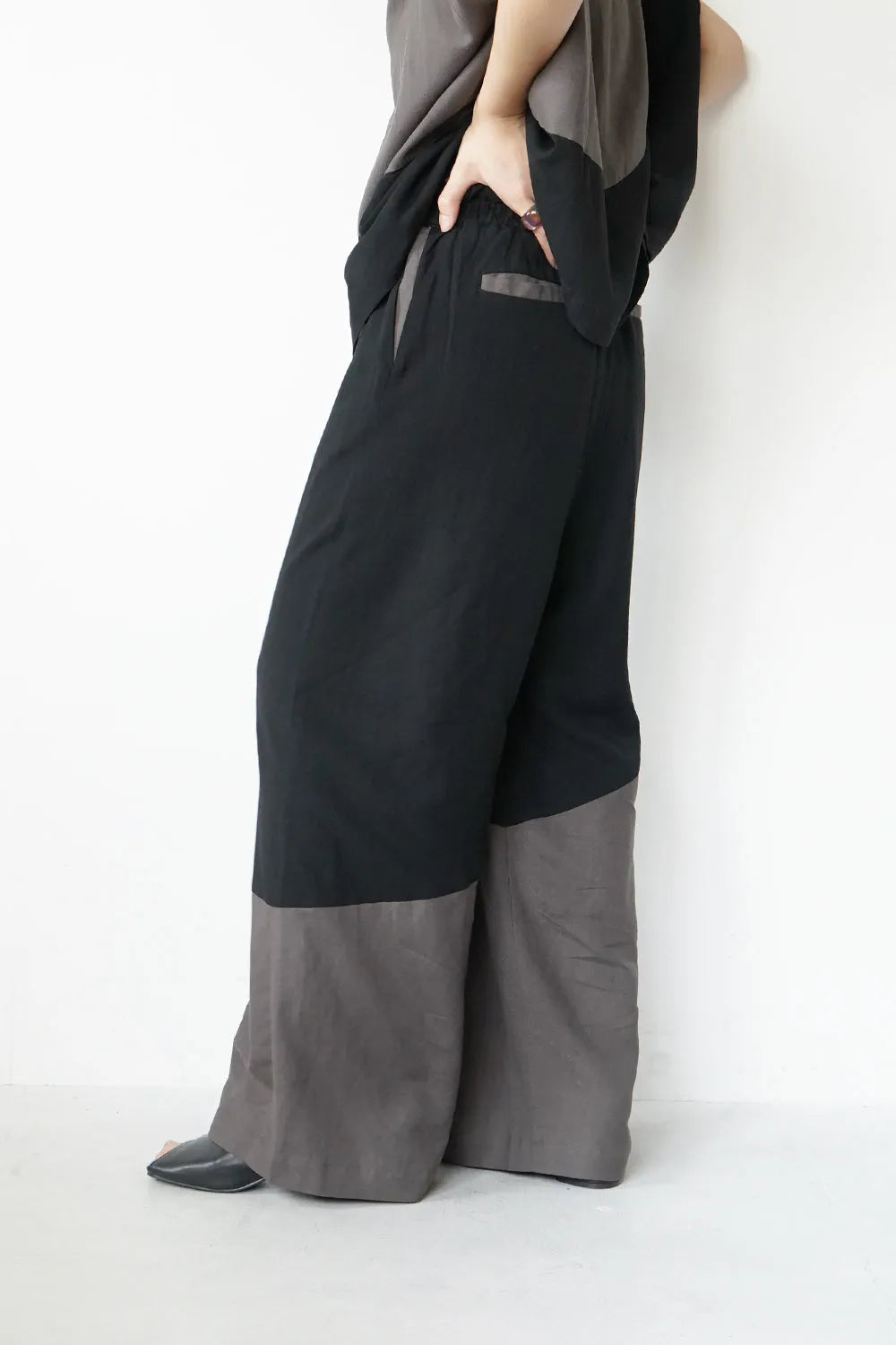 【LILA n' citta】リネンレーヨンバイカラーパンツ