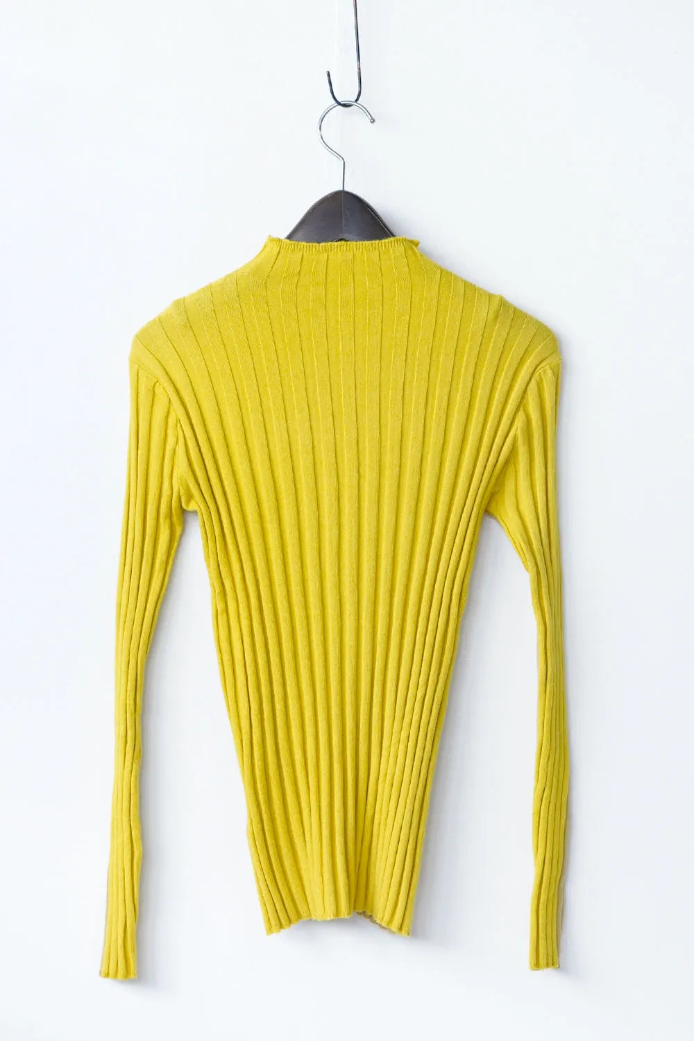 前後バイカラーハイネックニットソー