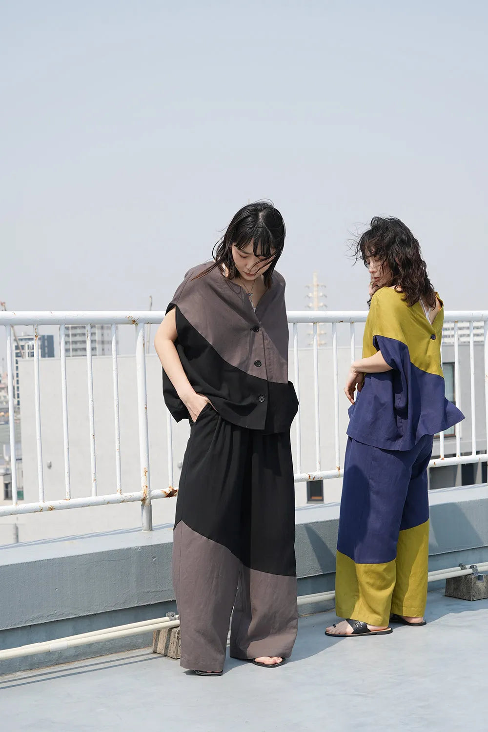 【LILA n' citta】リネンレーヨン丸形プルオーバー